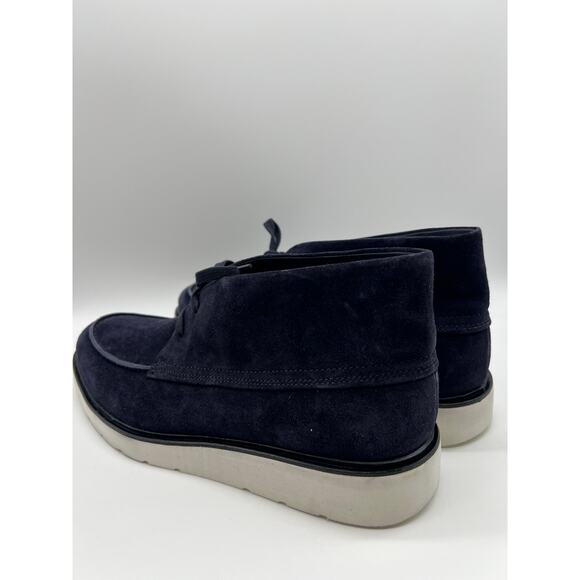 Vince Wayde Suede Chukka Boot Coastal Navy Men\'s Size 10.5M main image 10